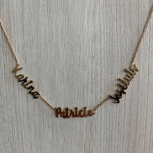Cargar imagen en el visor de la galería, Collar Nombres de Familia Personalizado
