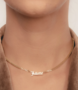 Collar Personalizado Gótico